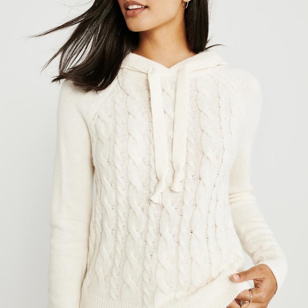 Abercrombie & Fitch cable knit hooded sweater